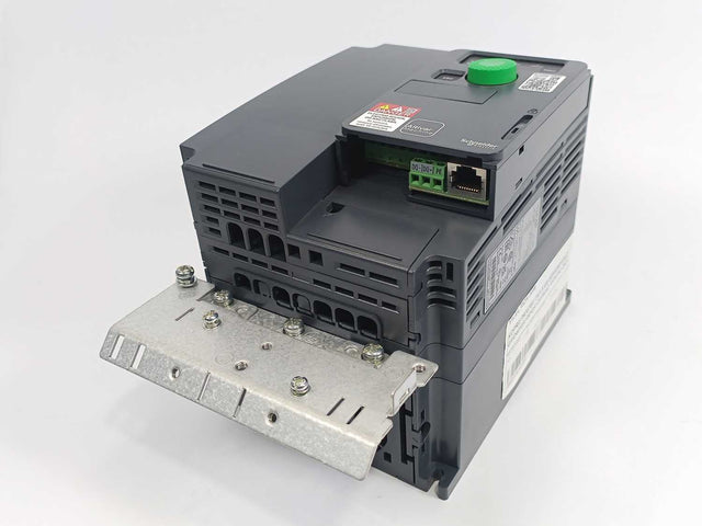 SCHNEIDER ELECTRIC ATV320U30N4C