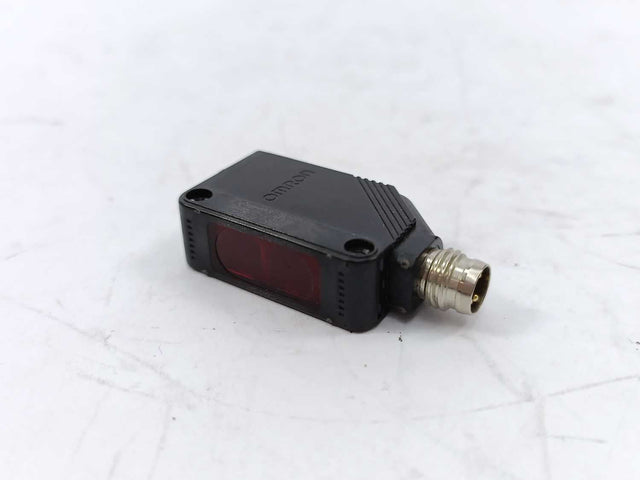 OMRON E3Z-D66