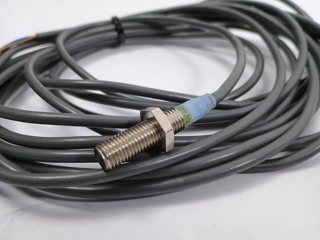 OMRON E2A-S08KS02-WP-B1