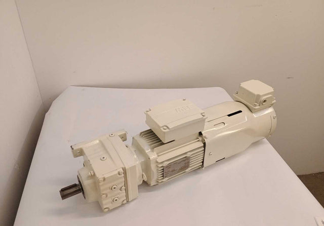 SEW EURODRIVE R37DRS80M4BE2ES7SV