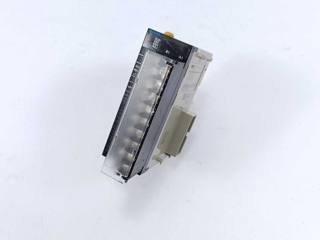 OMRON CJ1W-MAD42(SL)