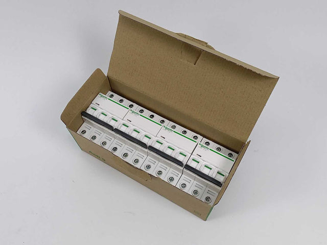 SCHNEIDER ELECTRIC A9F04306