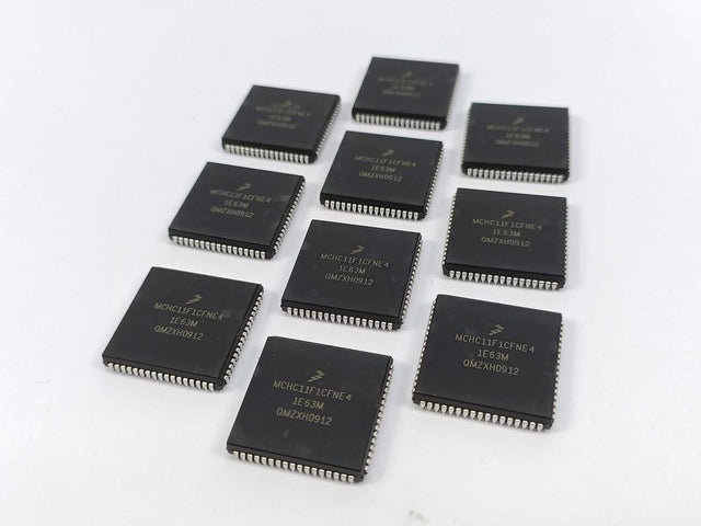 NXP MCHC11F1CFNE4