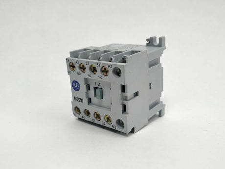 AB 700-M220