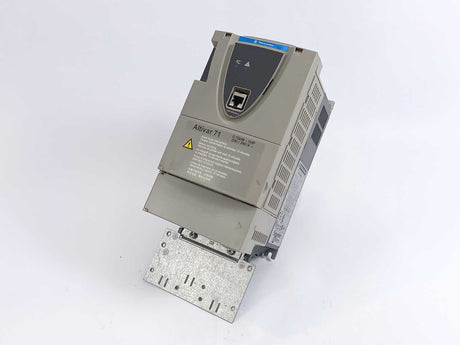 SCHNEIDER ELECTRIC ATV71H075M3