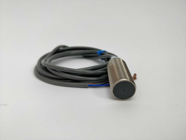 OMRON E2A-S18KS08-WP-B1