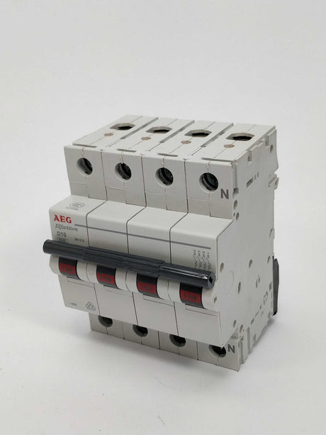 AEG 681215