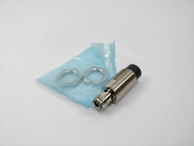 OMRON E2A-M18KN16-M1-B1