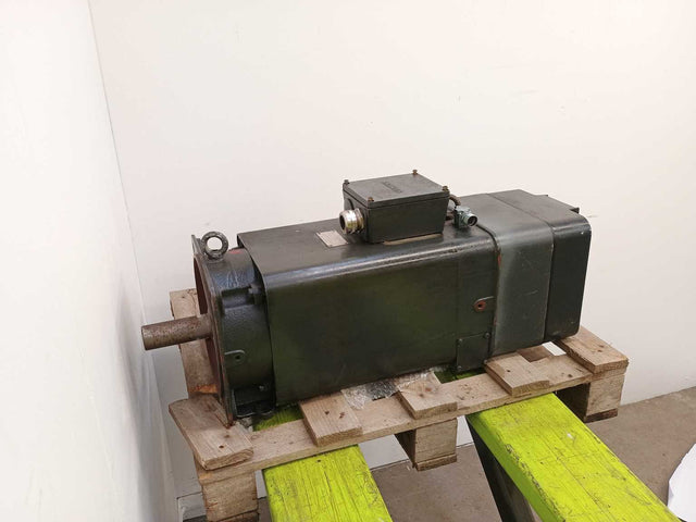 SIEMENS 1PH6135-4ZF49-Z