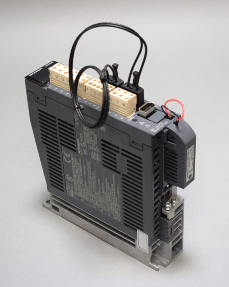 MITSUBISHI MR-J3-40BElectric