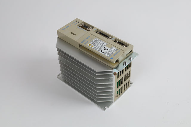 YASKAWA SGDE-08VP