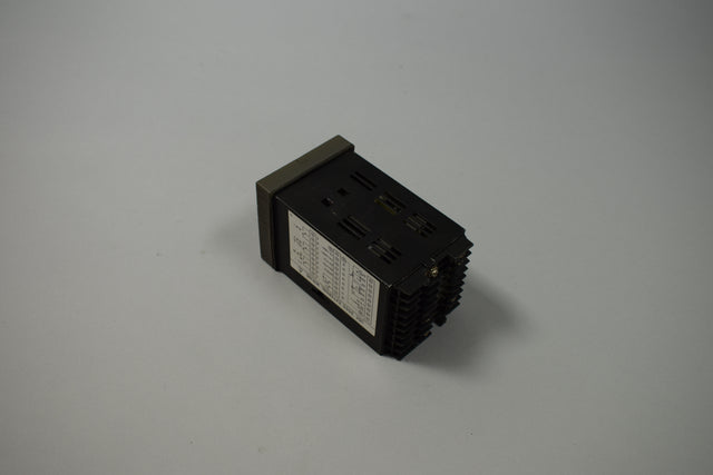 HONEYWELL UDC3000-DC300E-E-0A3-22-000-0-GE