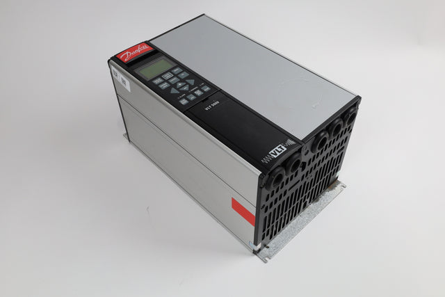 DANFOSS VLT5006PT5C20STR3DLF00A00C0