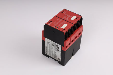 SCHNEIDER ELECTRIC XPSAMF5342