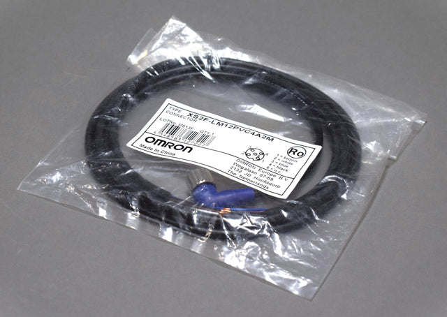 OMRON XS2F-LM12PVC4A2M