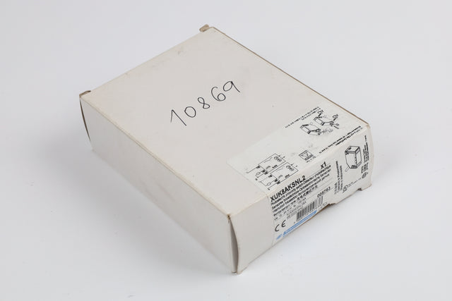 SCHNEIDER ELECTRIC XUK8AKSNL2